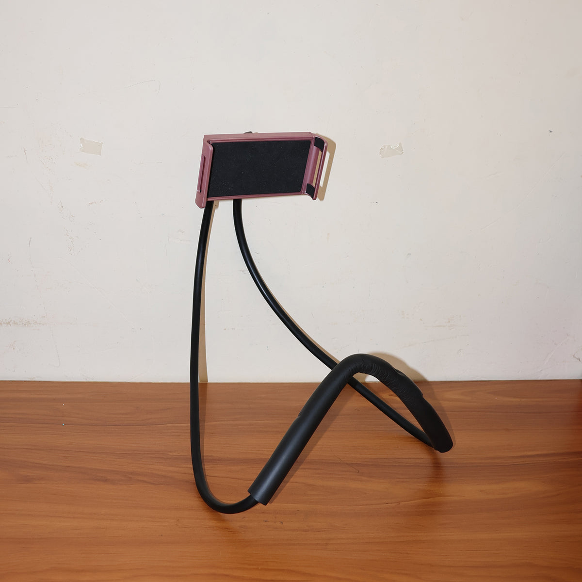 Flexible Neck Phone Holder & Desktop Lazy Stand – 360° Adjustable Hands-Free Mobile Mount - (1 Pc)