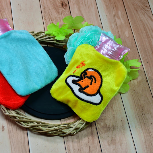 Yellow Duck Head Small Hot Water Bag with Soft Cover – Portable Natural Rubber Heat Therapy Bottle for Pain Relief, Menstrual Cramps, Neck, Shoulder, Back and Hand Warmer