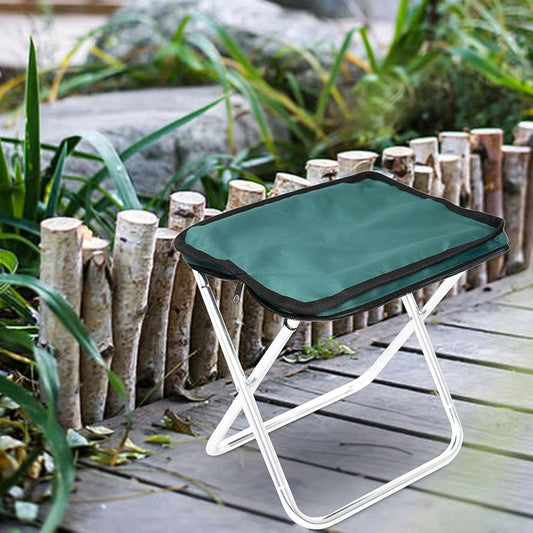 Portable Folding Camping Stool – Lightweight Collapsible Outdoor Seat for Camping, Fishing, Hiking, Picnic and Gardening (1 Pc)