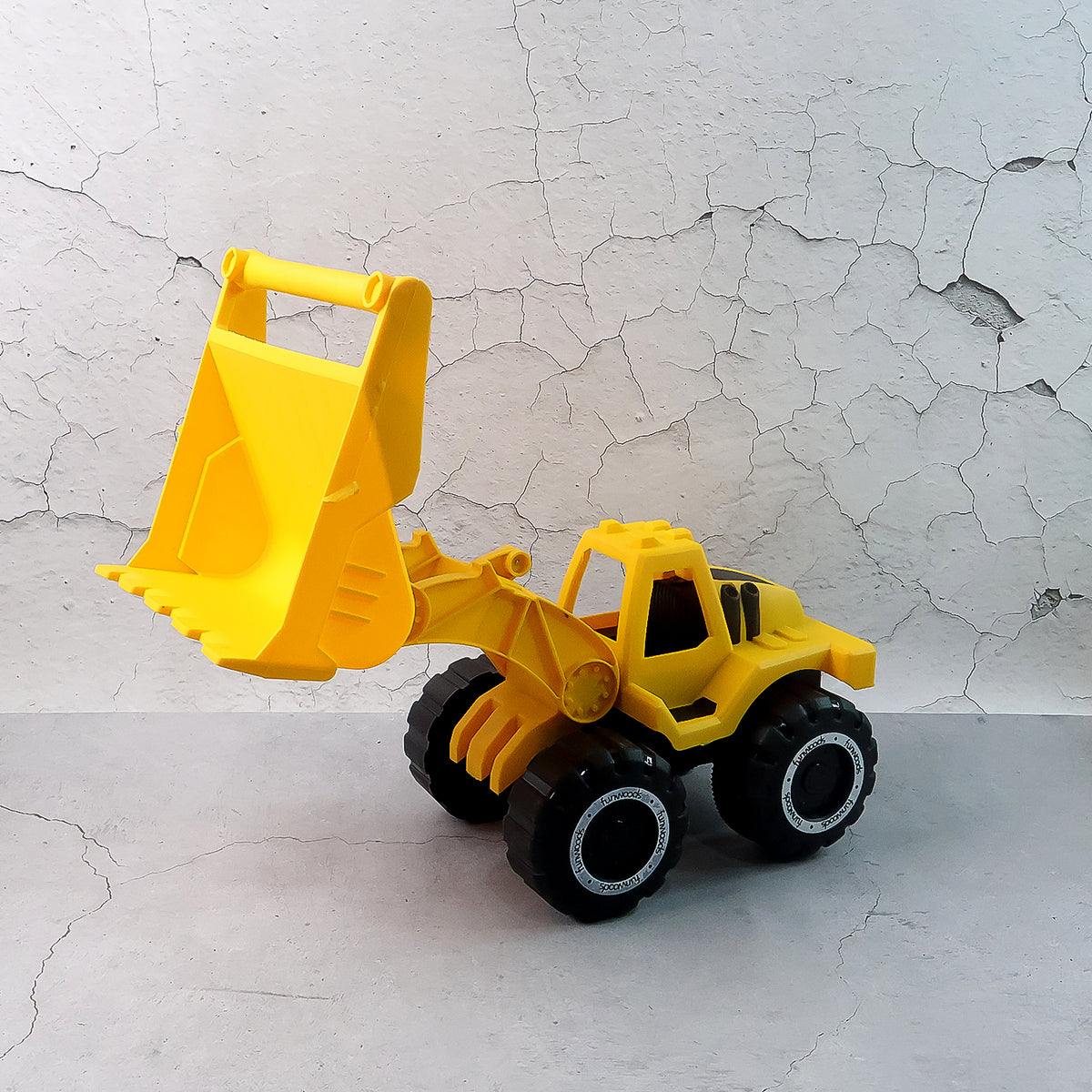 Funwoods Friction-powered Front Loader Bulldozer Toy - (1 Pc) Heavy-Duty Construction Truck with Movable Bucket & Wide Grip Tyres | Battery-Free Push-and-Go