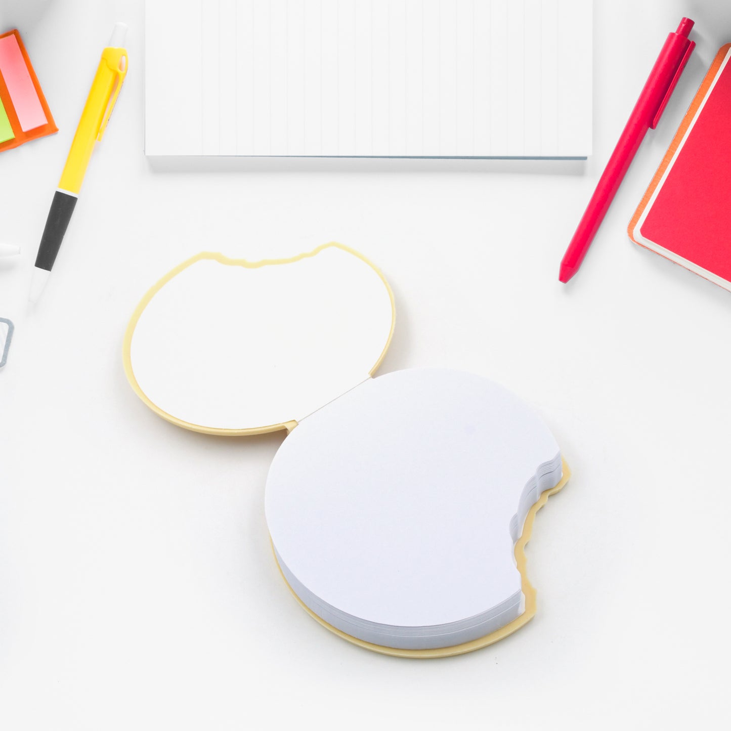 Round Biscuit Shape Scented Diary Notebook – Cute Writing Practice Copybook for Kids, Students and Office Use (80 Pages)