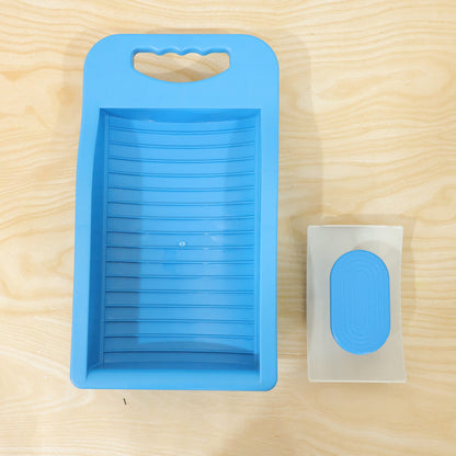 Portable Plastic Mini Washing Board with Soap Holder, Anti-Slip Handheld Laundry Scrub Board for Socks, Underwear, Baby Clothes and Delicate Garments (1 Pc)