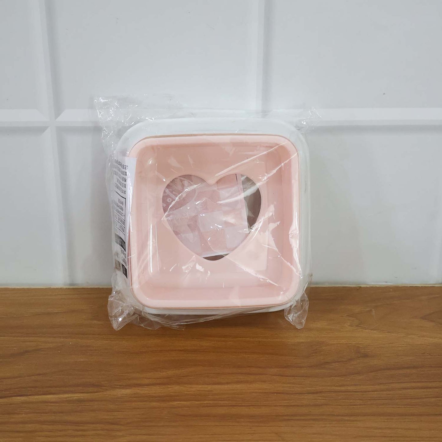 Heart Shape Sandwich Cutter and Bread Press – Cute DIY Sandwich Sealer and Crust Remover for Kids Lunch Boxes, Bento, Toast and Breakfast Snacks (1 Pc)