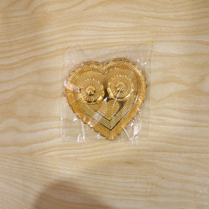Heart Shaped Kankavati Kumkum Holder, Decorative Golden Roli Chawal Box with Lidded Containers for Puja, Tilak, Home Temple and Festive Rituals (1 Pc)