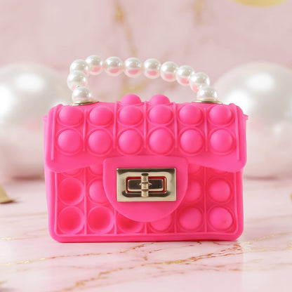 Kids Pop It Fidget Purse Silicone Push Bubble Sling Bag with Pearl Handle and Chain Strap Cute Mini Handbag for Girls Party Gift (1 Pc)