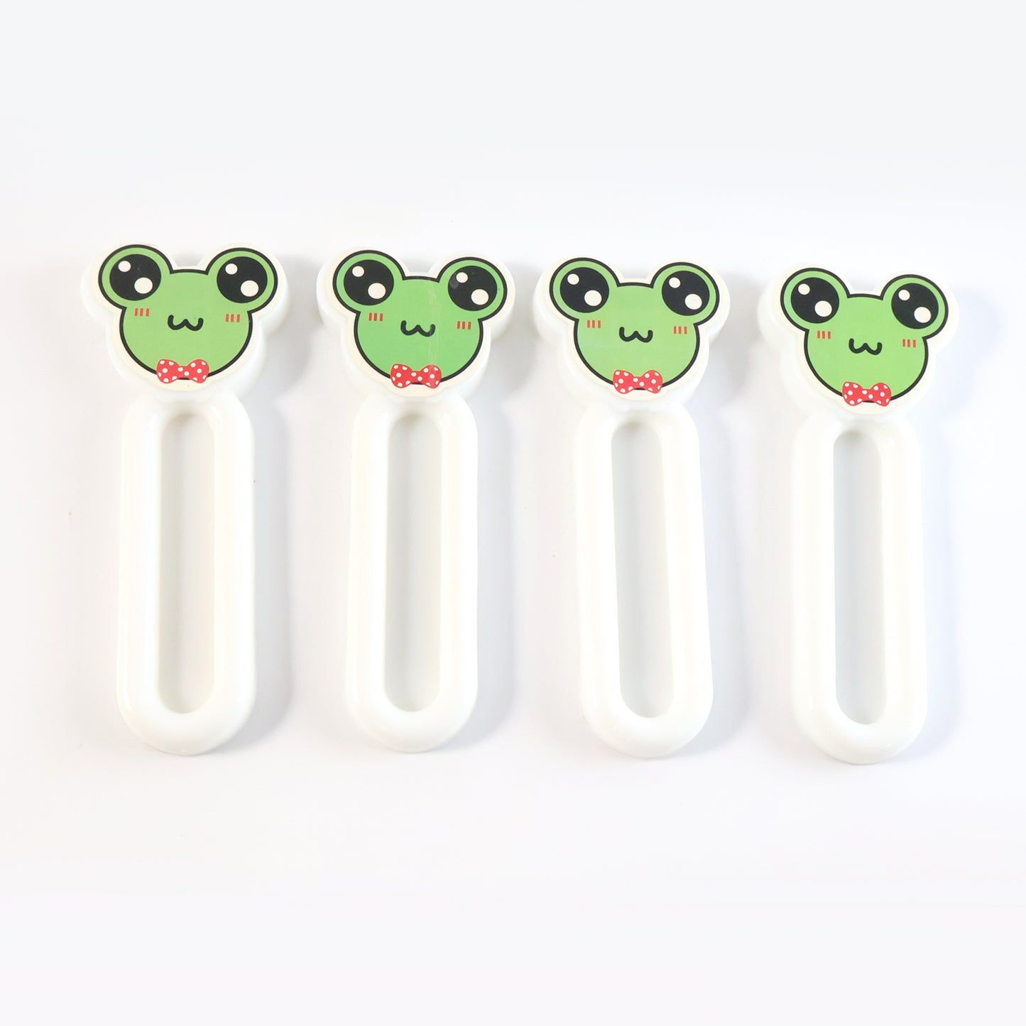 Self Stick Push Pull Helper – Instant Cabinet Knobs and Drawer Auxiliary Handle – Stick On Handles for Kitchen Cabinets, Sliding Doors, Windows, Wardrobes and Drawers – Strong Adhesive, No Drill, Reusable (4 Pc)