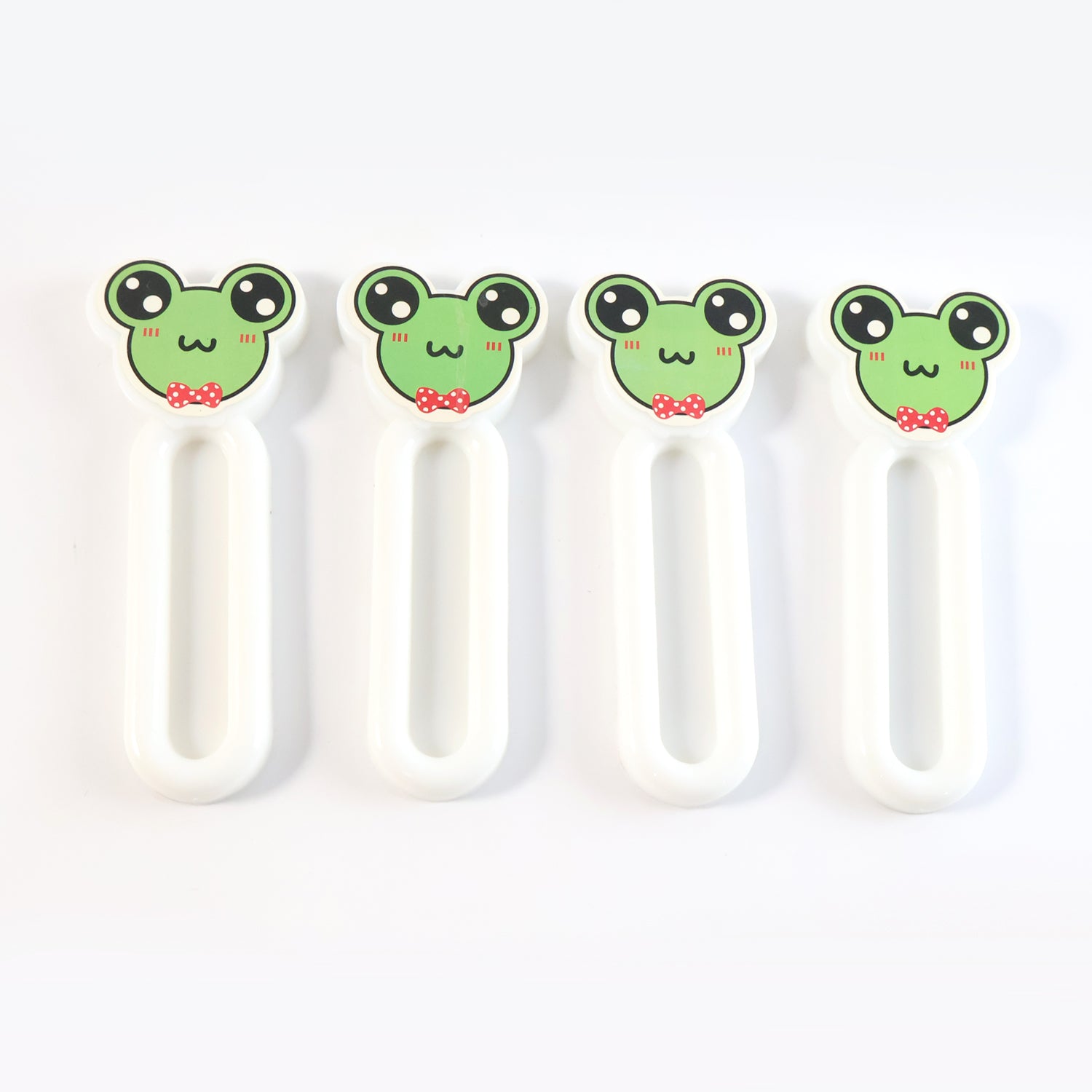 Self Stick Push Pull Helper – Instant Cabinet Knobs and Drawer Auxiliary Handle – Stick On Handles for Kitchen Cabinets, Sliding Doors, Windows, Wardrobes and Drawers – Strong Adhesive, No Drill, Reusable (4 Pc)