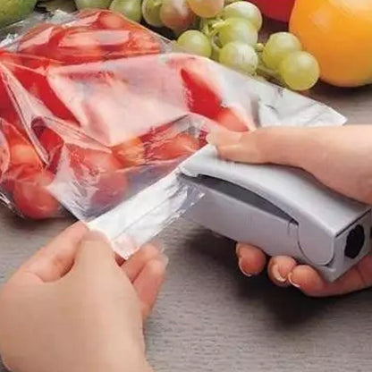 B Grade Mini Portable Plastic Bag Sealer Machine for Food Storage and Snack Packaging Handheld Heat Sealing Device (1 Piece)