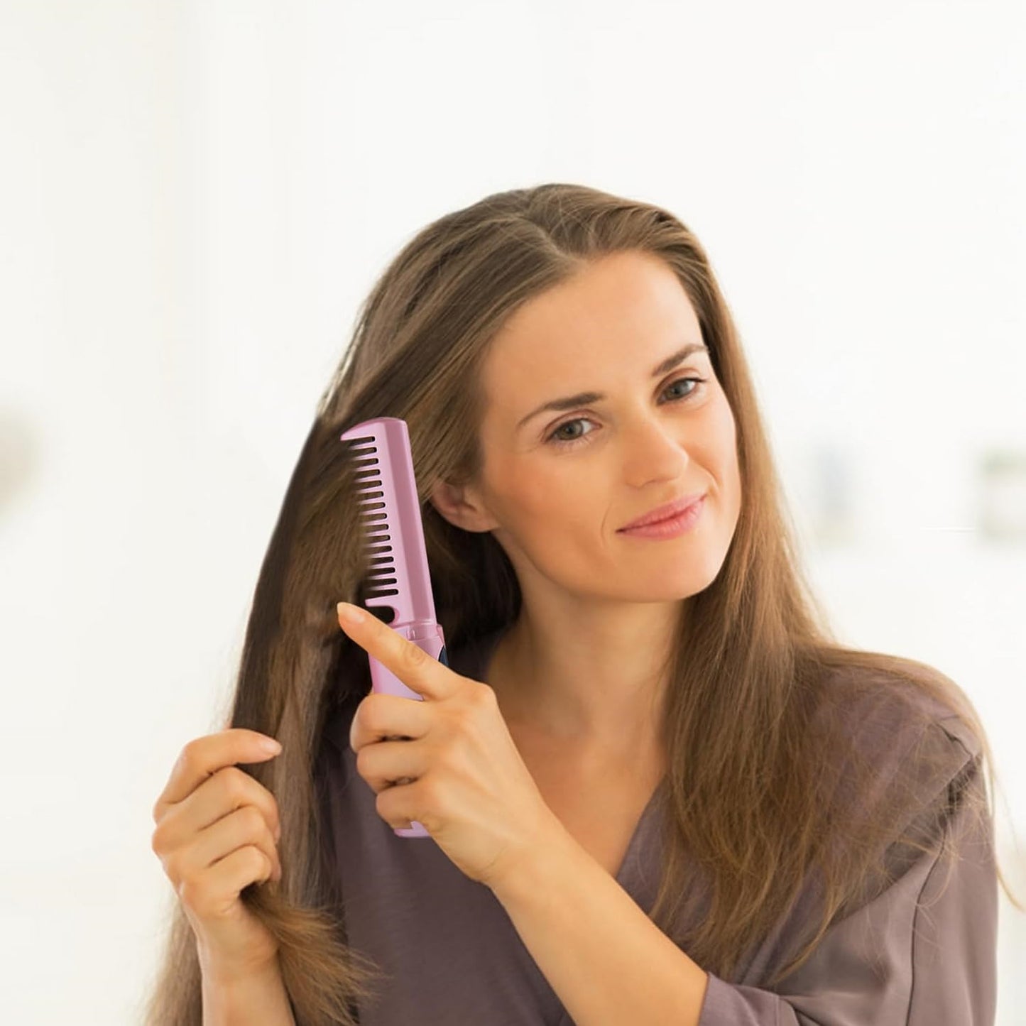 Rechargeable Mini Hair Straightener – Travel Portable USB Charging Cordless Hair Straightener Brush with Three Temperature Adjustments and Flat Iron Comb (1 Pc)
