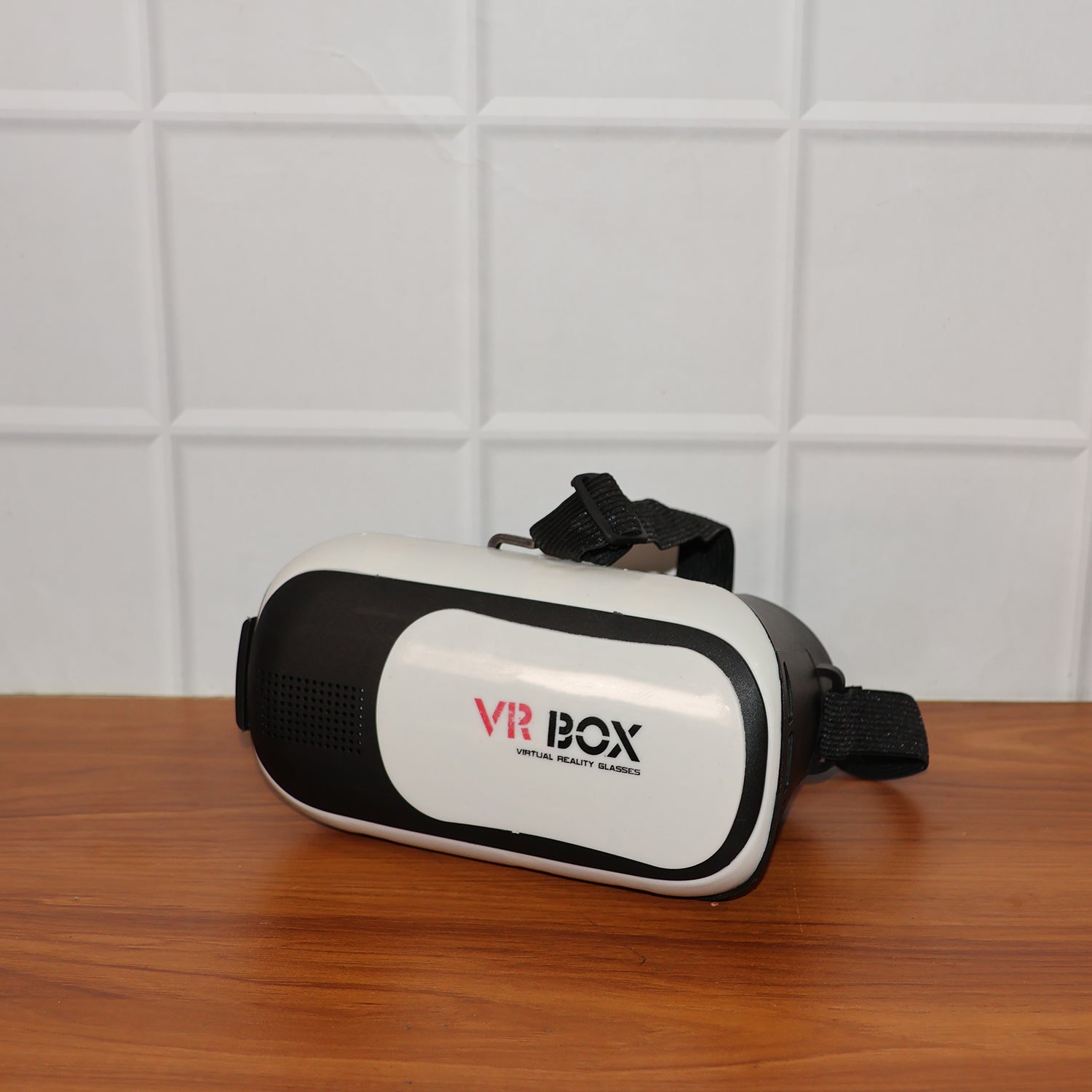 VR BOX Virtual Reality 3D Glasses Headset – Adjustable VR Head-Mounted Display for Smartphones – Immersive 360° 3D Movie and Gaming Experience with Adjustable Lenses and Head Strap