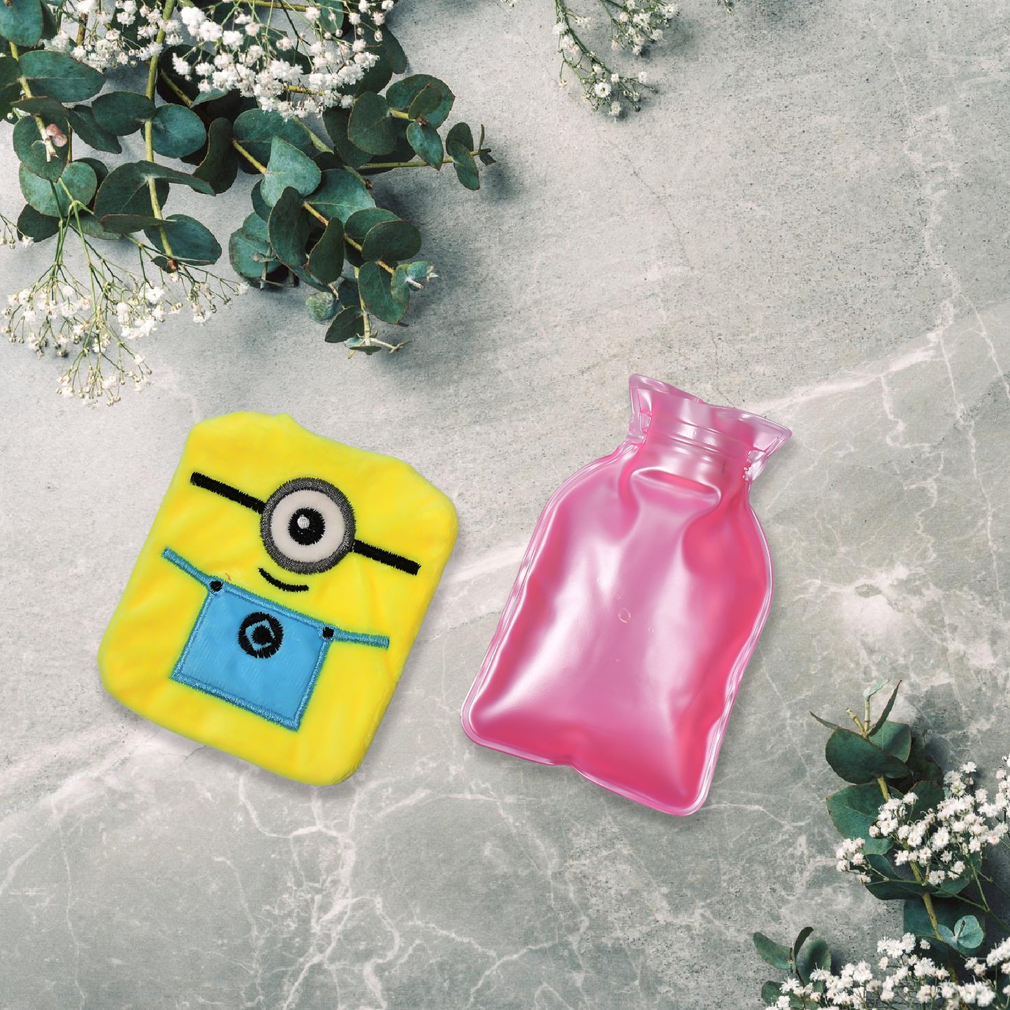 Minions Small Hot Water Bag with Soft Cover – Portable Natural Rubber Heat Therapy Bottle for Pain Relief, Menstrual Cramps, Neck, Shoulder, Back and Hand Warmer