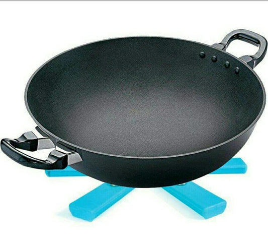 Foldable Non Slip Heat Resistant Kitchen Hot Mat Silicone Trivet Pot Holder Expandable Hot Pad for Hot Pots Pans Bowls and Kitchen Counter Protection (1 Pc)