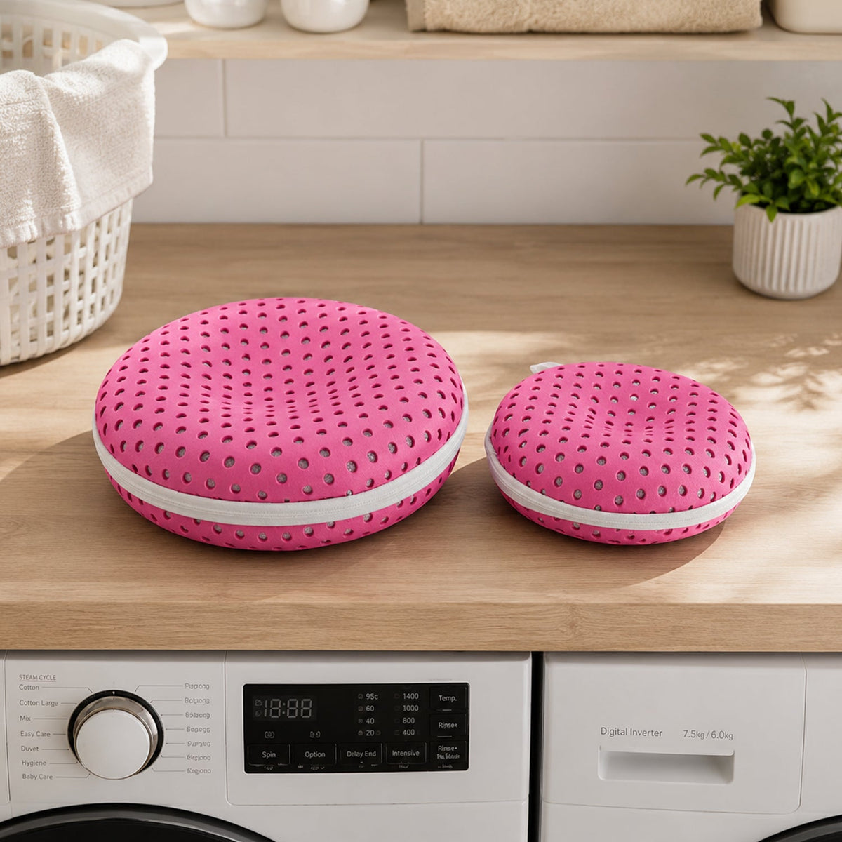 Protective Round Mesh Underwear Laundry Wash Bag For Machine Washing (2 Pc Set)