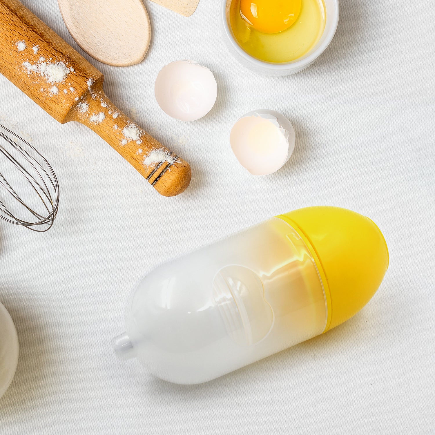 Manual Egg Puller Scrambler – Household Golden Egg Maker, Egg Yolk Mixer Without Breaking Shell, Portable Kitchen Egg Mixing Tool (1 Pc)