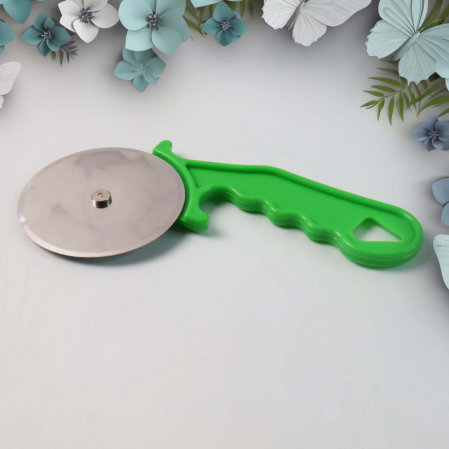 Stainless Steel Pizza Cutter Wheel with Ergonomic Handle – Lightweight Pizza, Sandwich and Pastry Slicer (Random Color | 1 Pc)