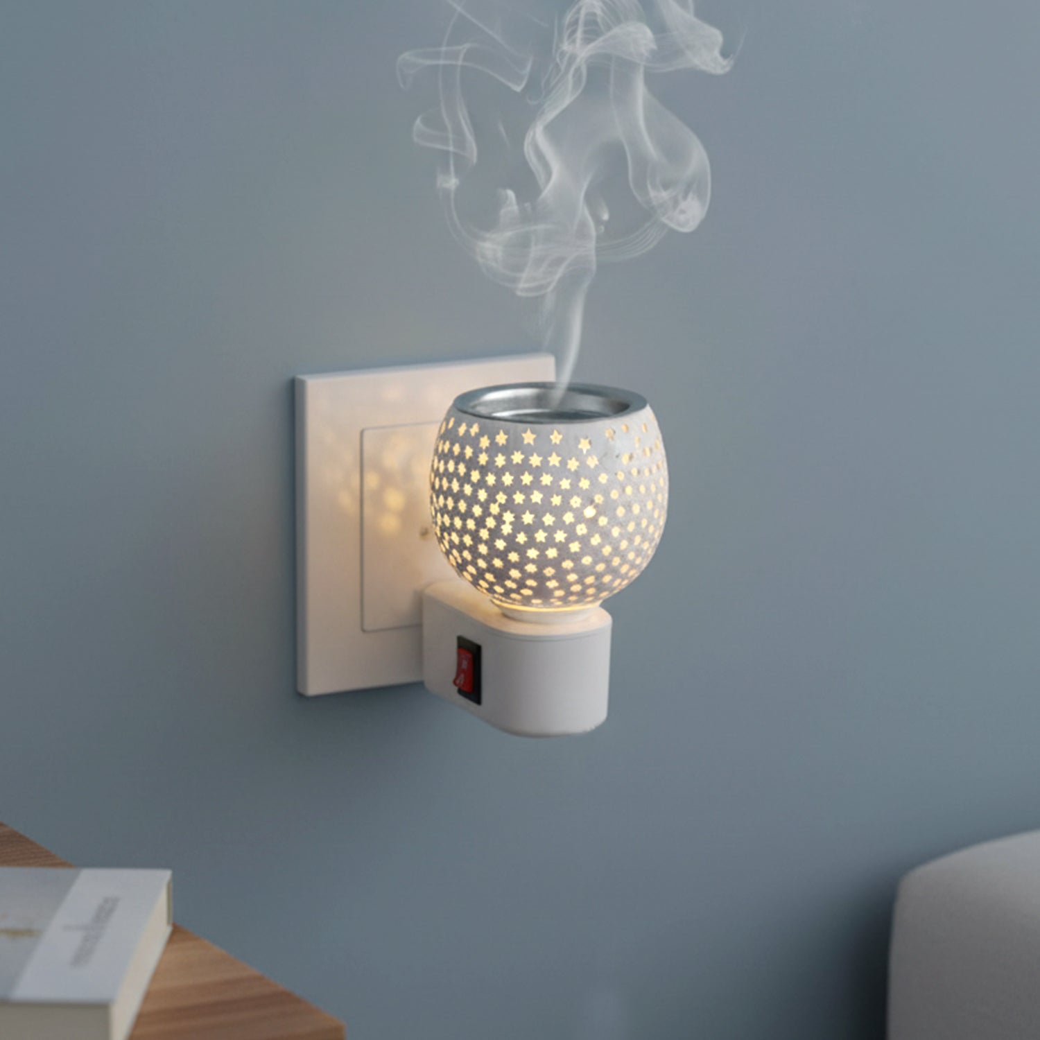 Premium Plug In Star Cut Glass Aroma Diffuser Night Lamp with Warm Ambient Glow Electric Fragrance Oil Burner for Bedroom Living Room Hallway and Home Decor 1 Piece