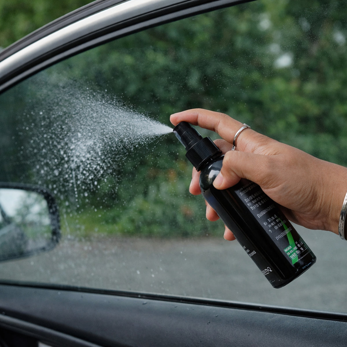 Anti-Fog Glass Spray 100ml | Windshield and Mirror Fog Prevention Spray for Cars, Bathrooms and Home Glass Surfaces