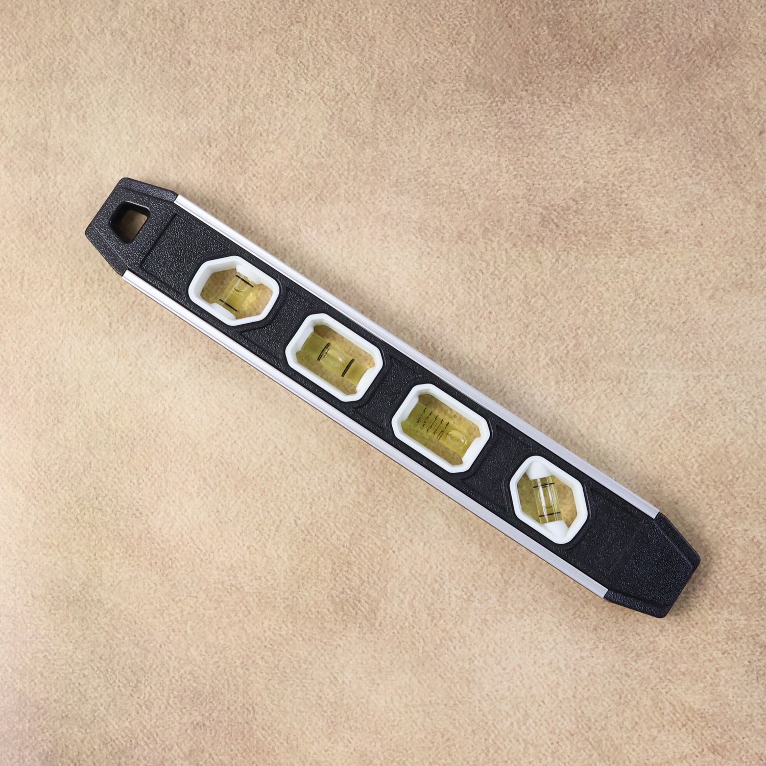Professional Aluminum Spirit Level Measuring Tool – Heavy-Duty 3 Bubble Vial Level Gauge for Construction, Carpentry and DIY Projects