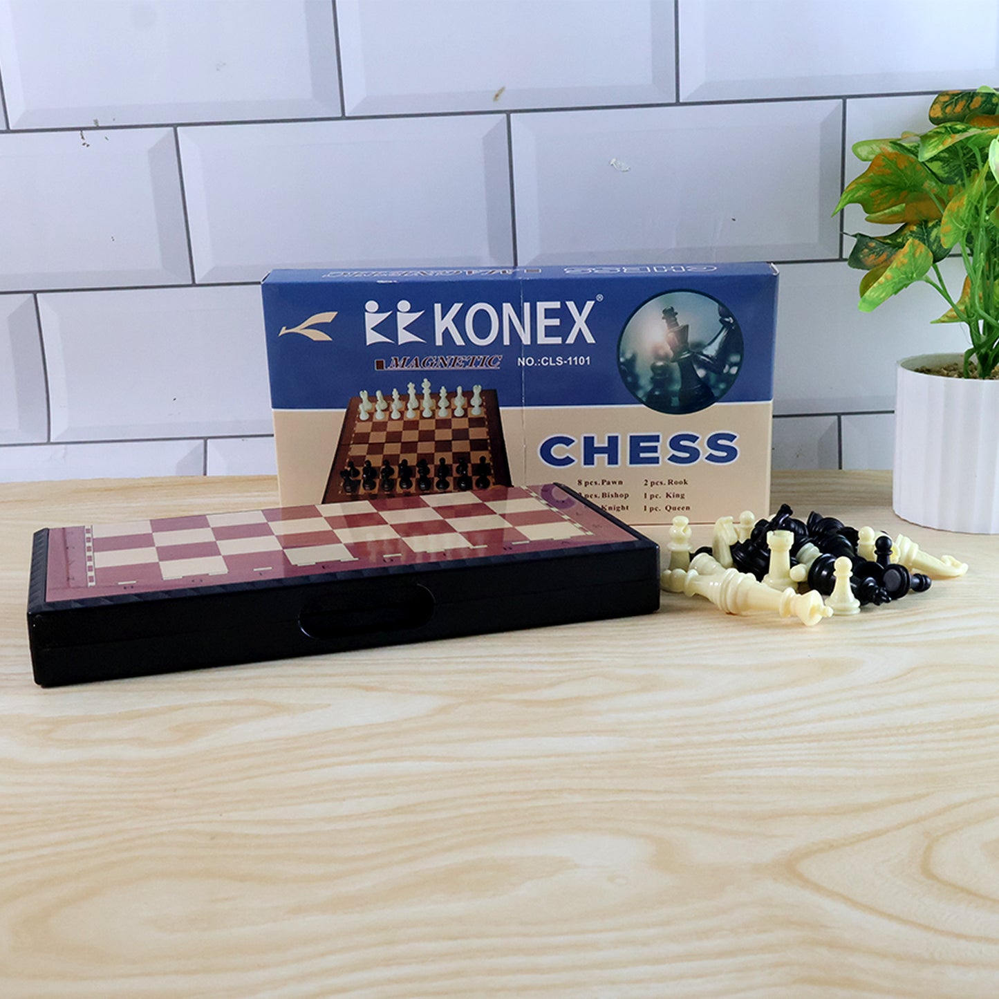 Foldable Magnetic Chess Board Game Set – Premium Plastic Chess Pieces with Magnetic Folding Board for Kids and Adults – Travel-Friendly Classic Strategy Game (1 Set)