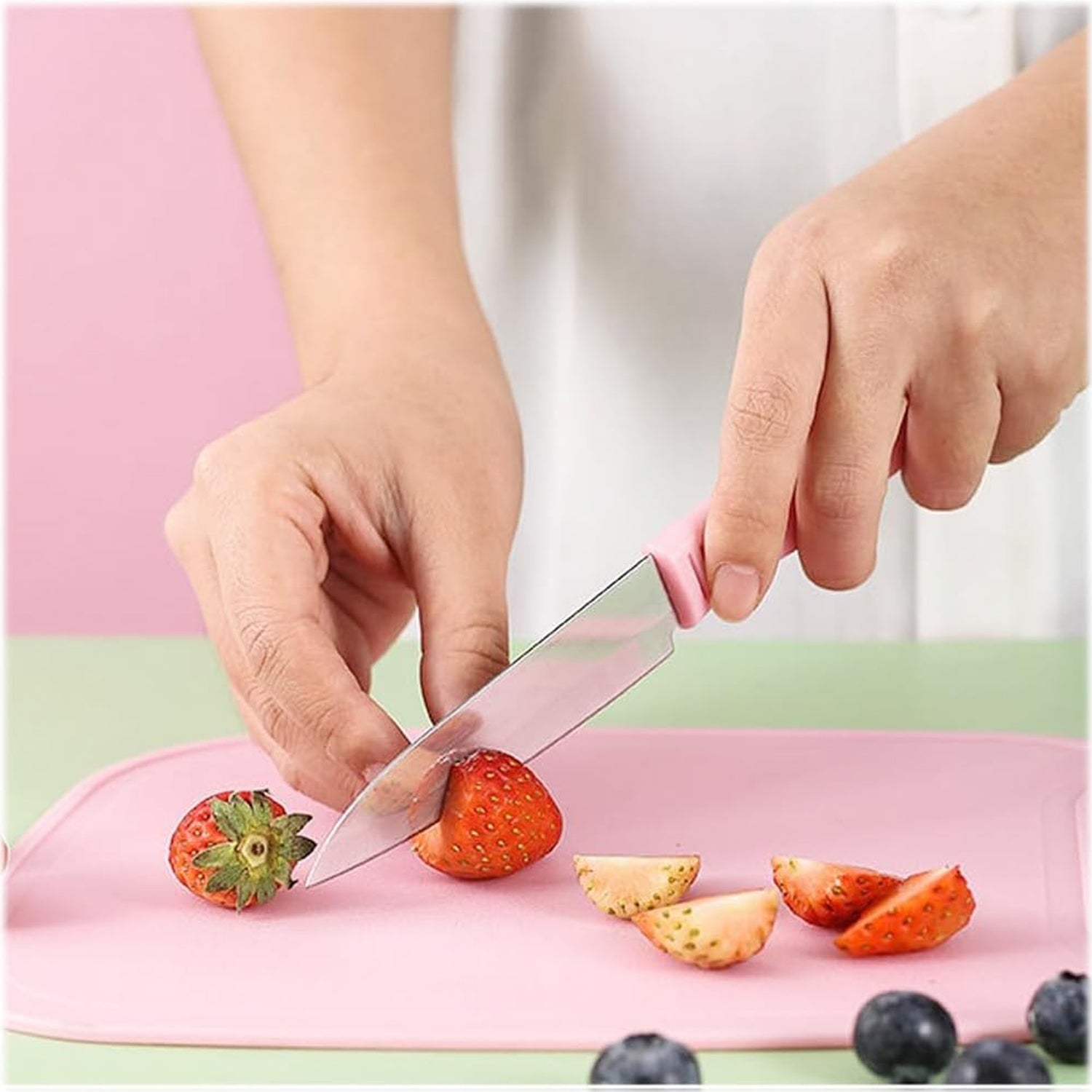 Mini Travel Cutting Board Set 4 Pieces Portable Camping Kitchen Knife Peeler Scissors and Chopping Board Set for Travel and Outdoor Use