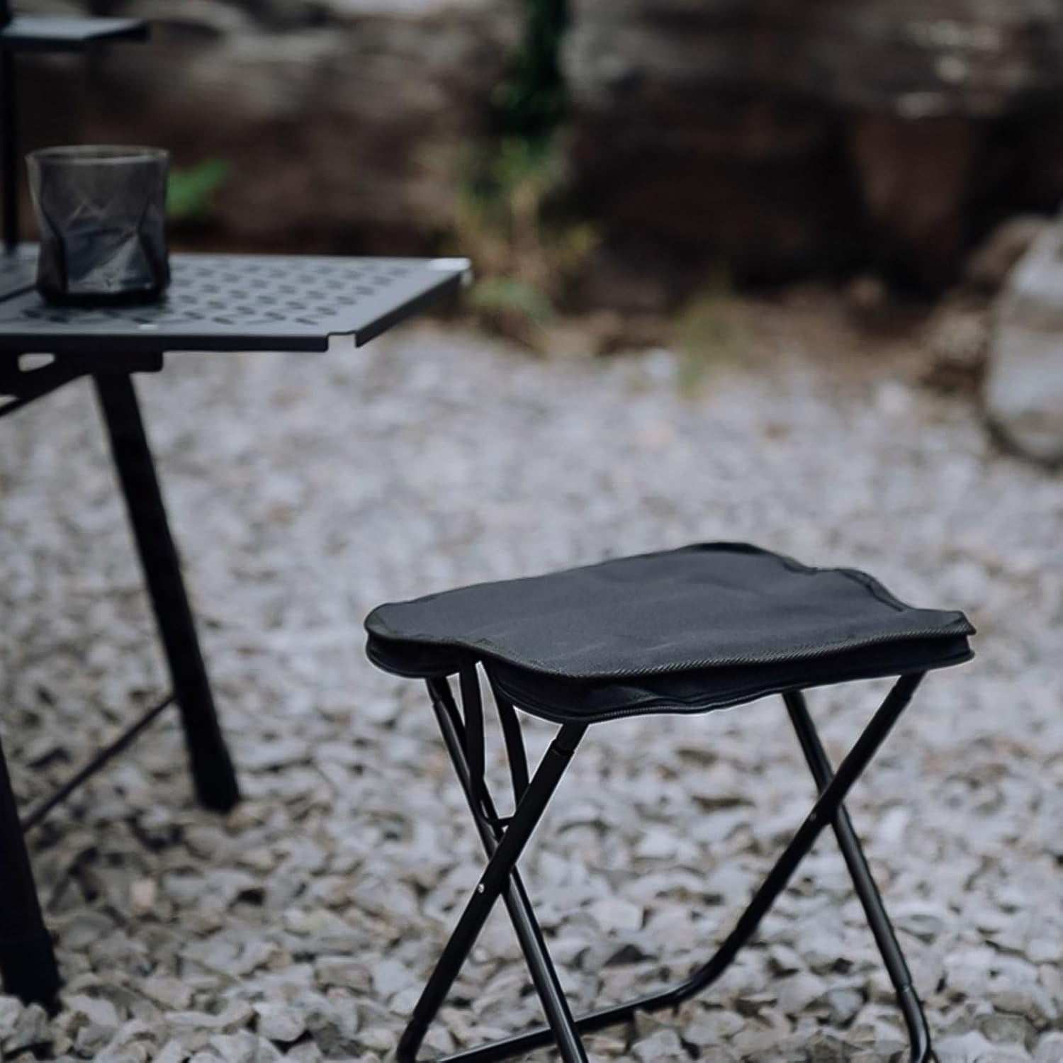 Portable Folding Camping Stool – Lightweight Collapsible Outdoor Seat for Camping, Fishing, Hiking, Picnic and Gardening (1 Pc)