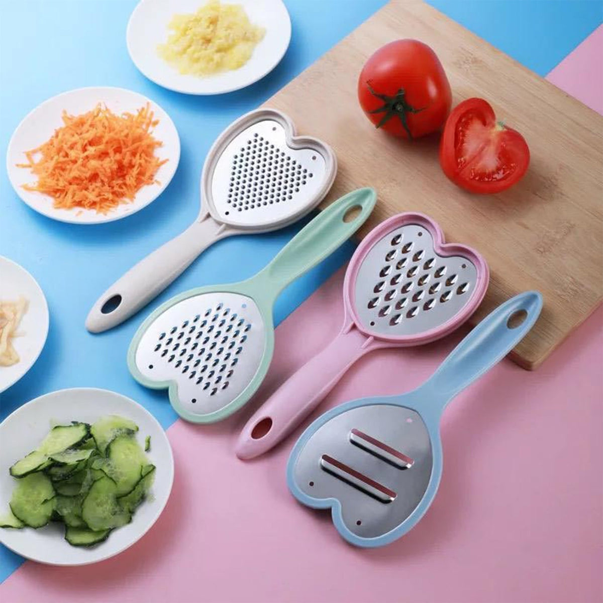 Heart Shape Stainless Steel Grater and Slicer Set with Plastic Outline for Fruits, Vegetables and Cheese