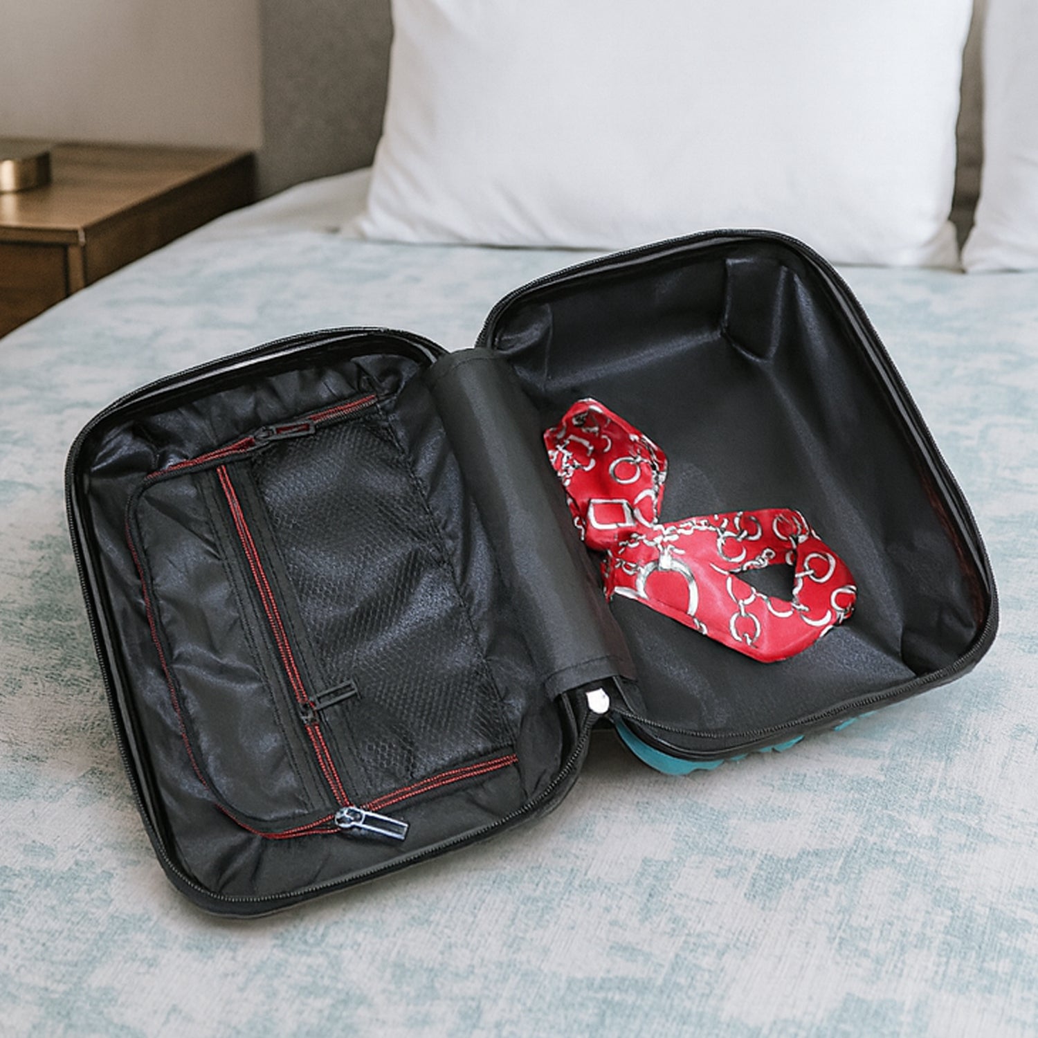 4-in-1 Luggage Set – Durable and Stylish Hard Shell Suitcase Set with 4 Different Sizes for Travel | Includes Large, Medium, Small, and Cabin Size Bags