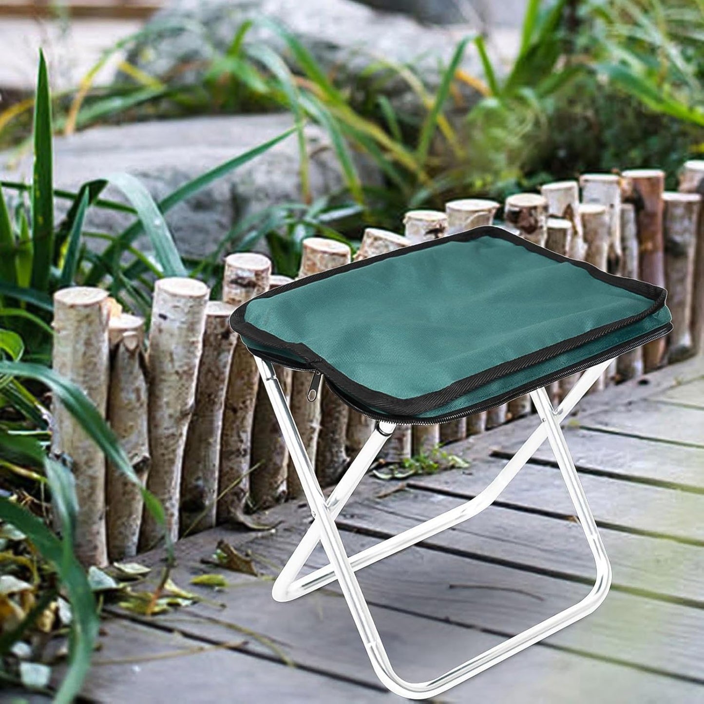 Portable Folding Camping Stool – Lightweight Collapsible Outdoor Seat for Camping, Fishing, Hiking, Picnic and Gardening (1 Pc)