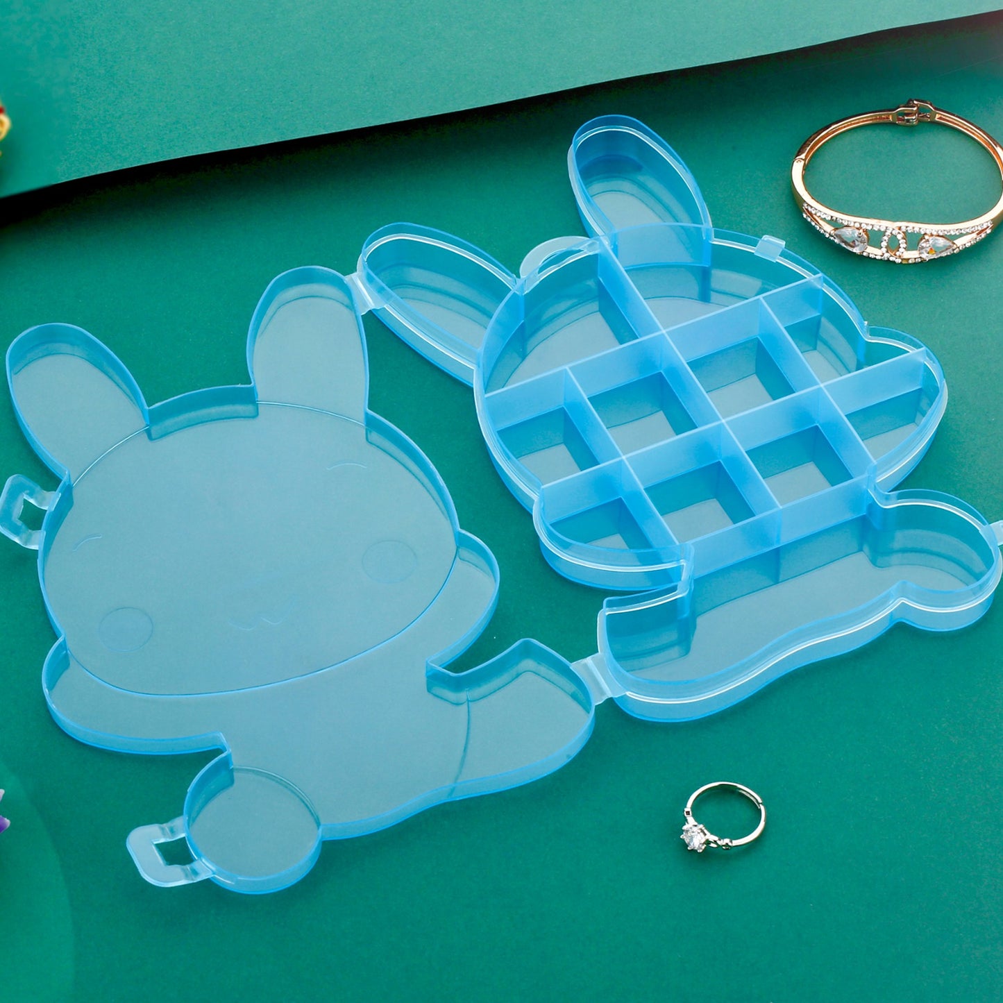 Transparent Cartoon Bear Jewelry Storage Box Clear Plastic Organizer for Earrings, Rings, Accessories and Small Items (1 Pc Random Color)