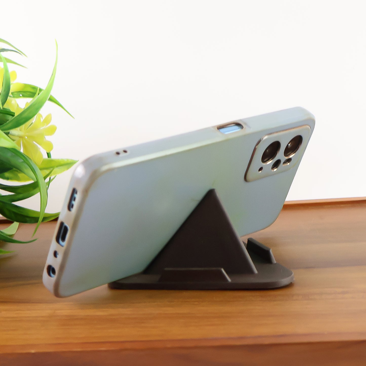 Universal Portable Three Sided Pyramid Shape Mobile Holder Stand for Smartphones and Tablets Foldable Adjustable Desktop Table Phone Stand