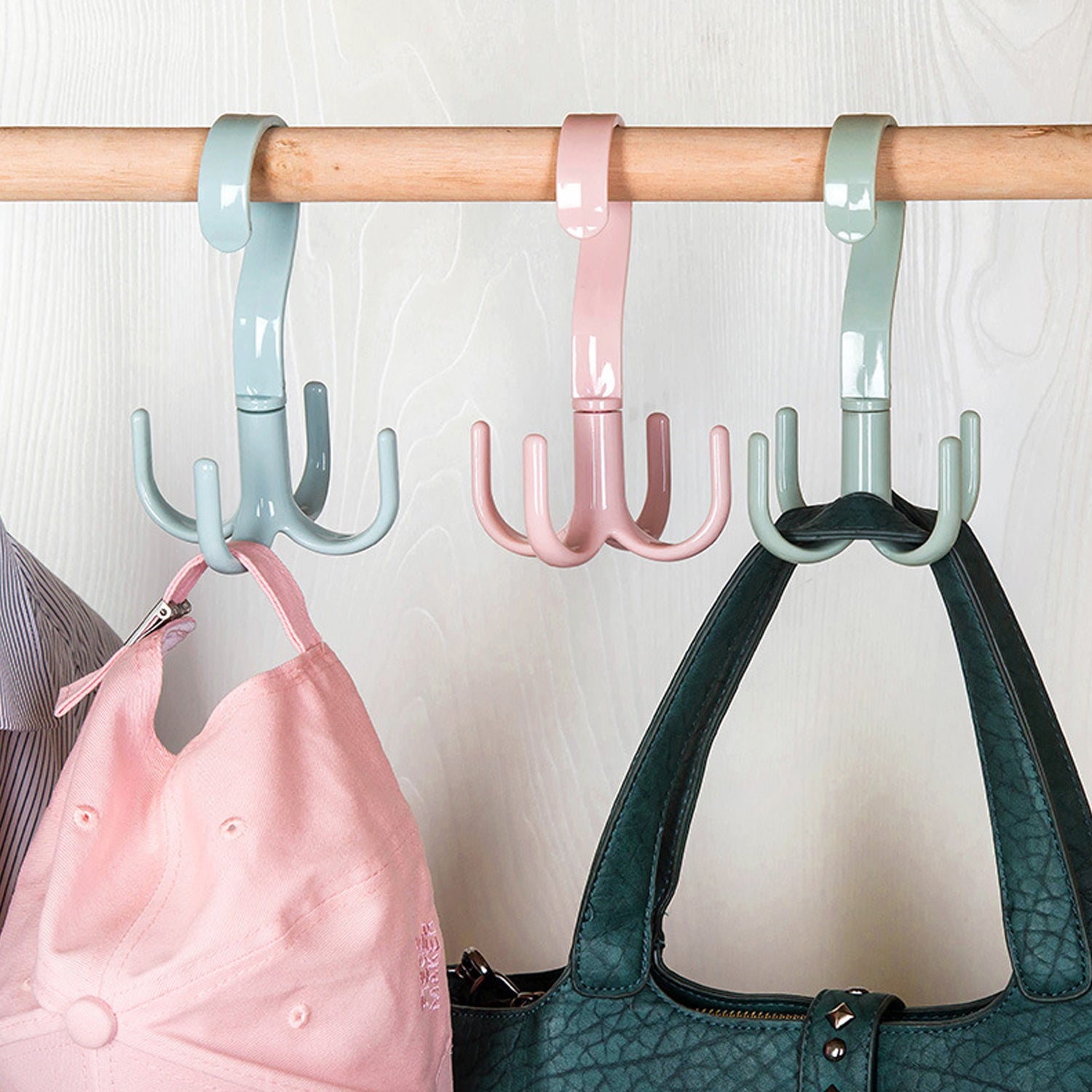 4 Claw 360 Degree Rotating Purse Rack and Handbag Hanger Hook | Multi Function Closet Organizer for Bags, Belts, Scarves, Ties and Accessories (1 Pc)