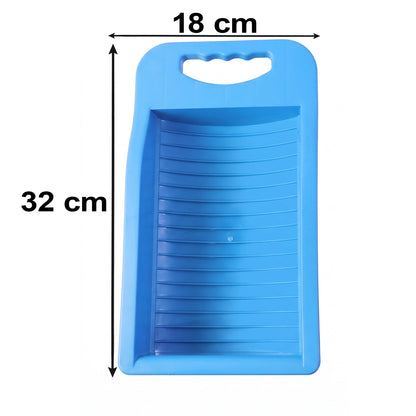 Portable Plastic Mini Washing Board with Soap Holder, Anti-Slip Handheld Laundry Scrub Board for Socks, Underwear, Baby Clothes and Delicate Garments (1 Pc)
