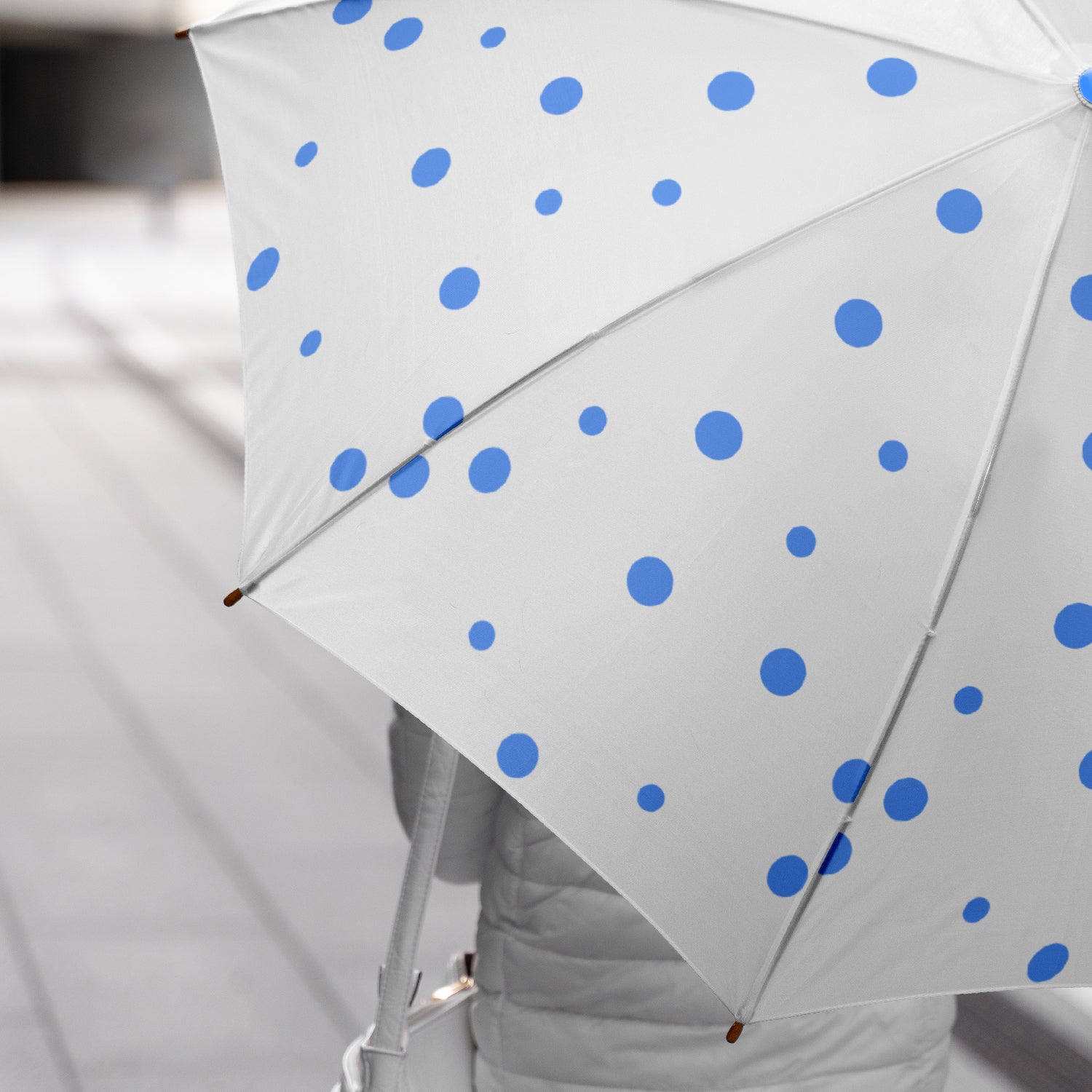 Windproof Dot Printed Travel Umbrella for Men and Women Multicolor Lightweight Portable Rain Umbrella Pack of 1