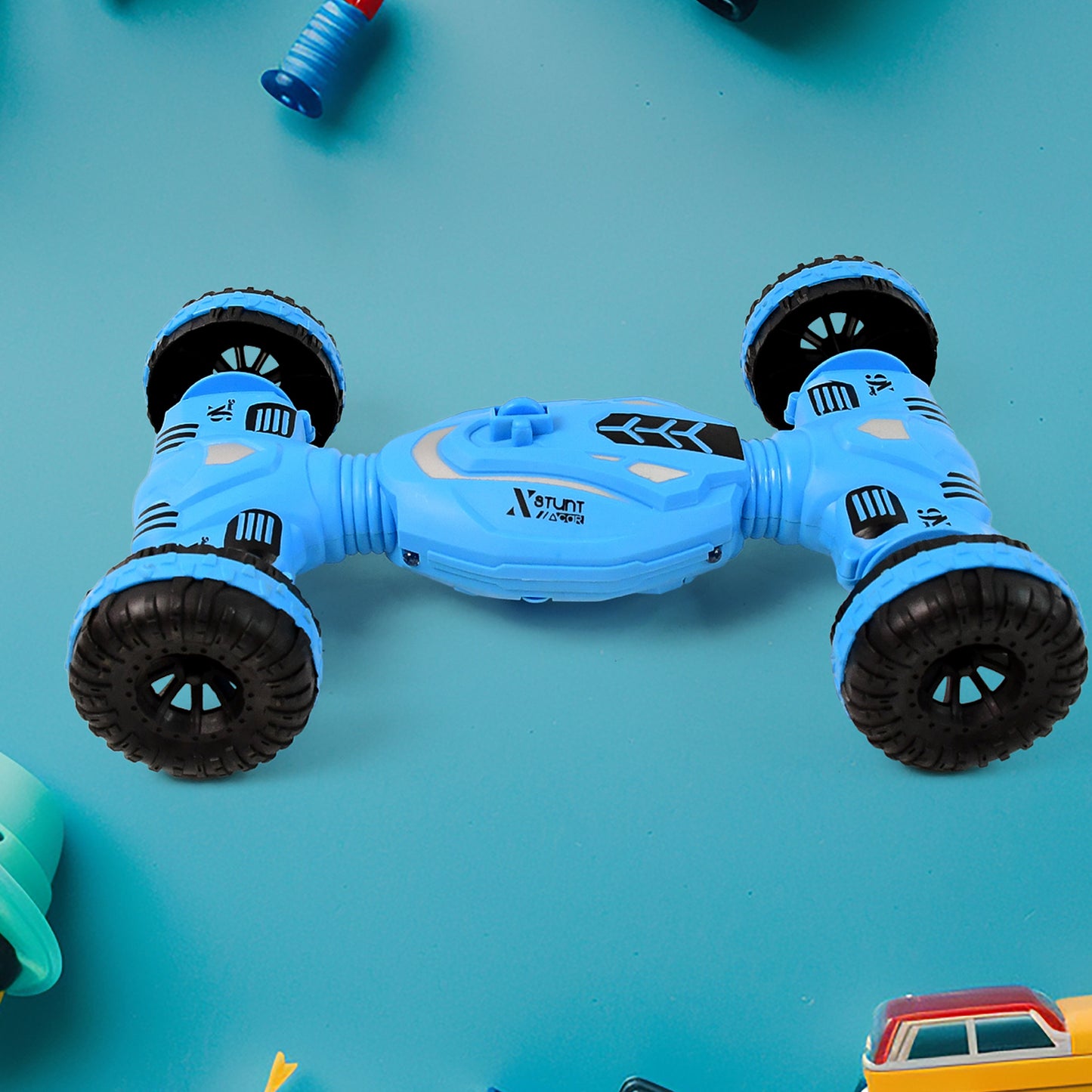 High-Speed Remote Control Stunt Car with 360° Rotation, Dual-Side Racing, 4-Wheel Drive and USB Rechargeable Battery (1 Set)