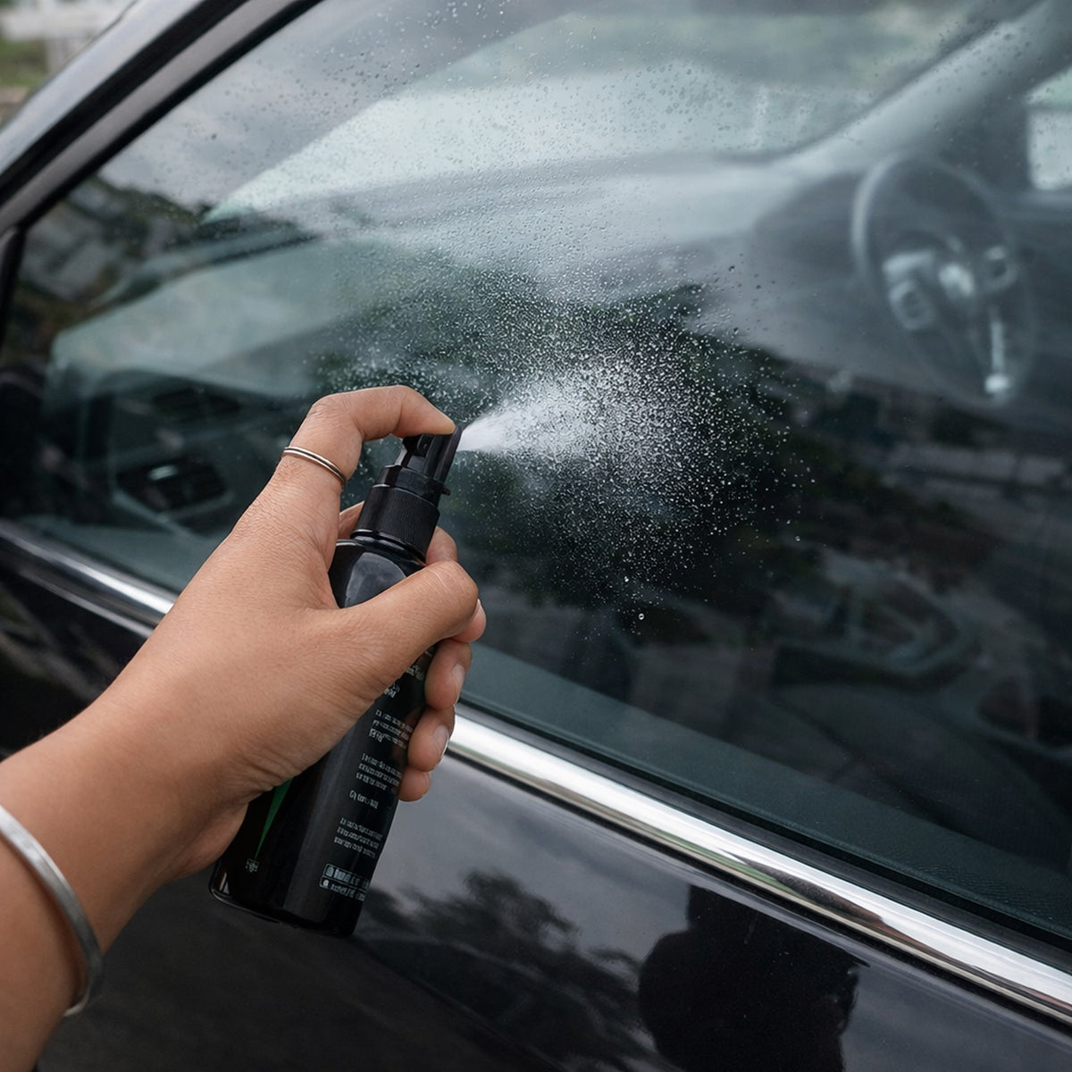 Anti-Fog Glass Spray 100ml | Windshield and Mirror Fog Prevention Spray for Cars, Bathrooms and Home Glass Surfaces