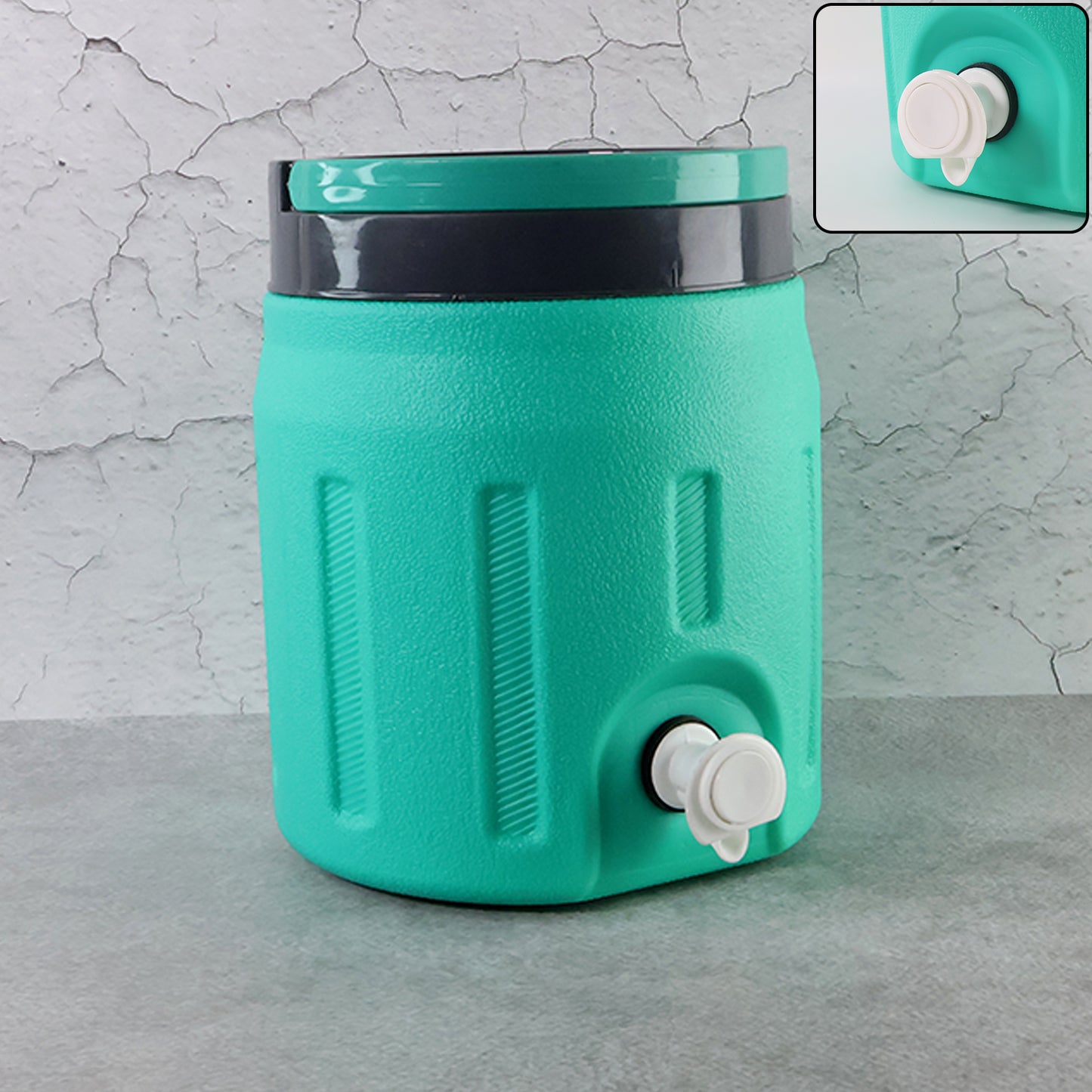 Water Jug with Insulated Water Jug 4 Ltr Portable Hot and Cold Water Storage Jug with Sturdy Handle Food Grade Water Container