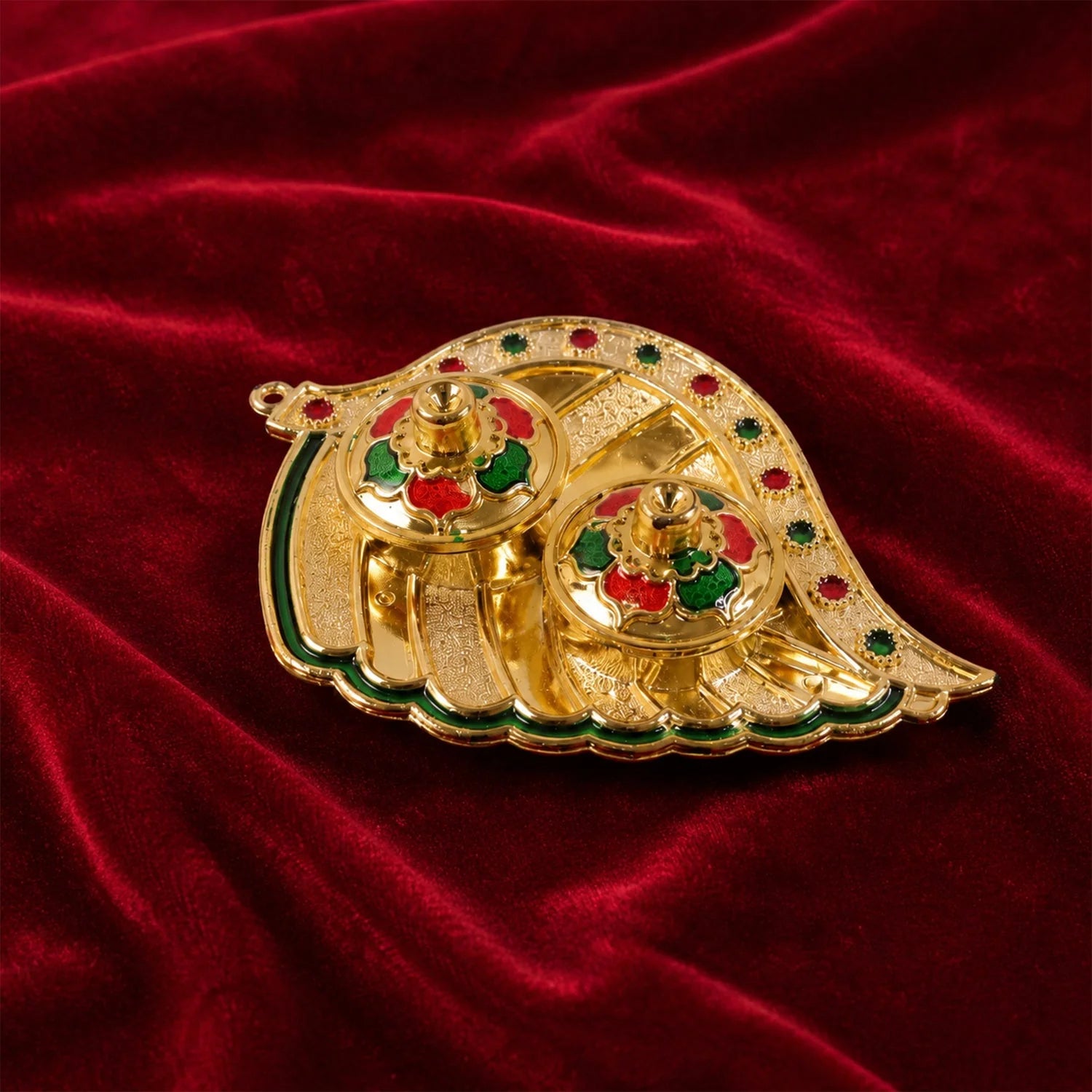 Shankh Shaped Kankavati Kumkum Holder, Decorative Golden Roli Chawal Box with Lidded Containers for Puja, Tilak, Home Temple and Festive Rituals (1 Pc)