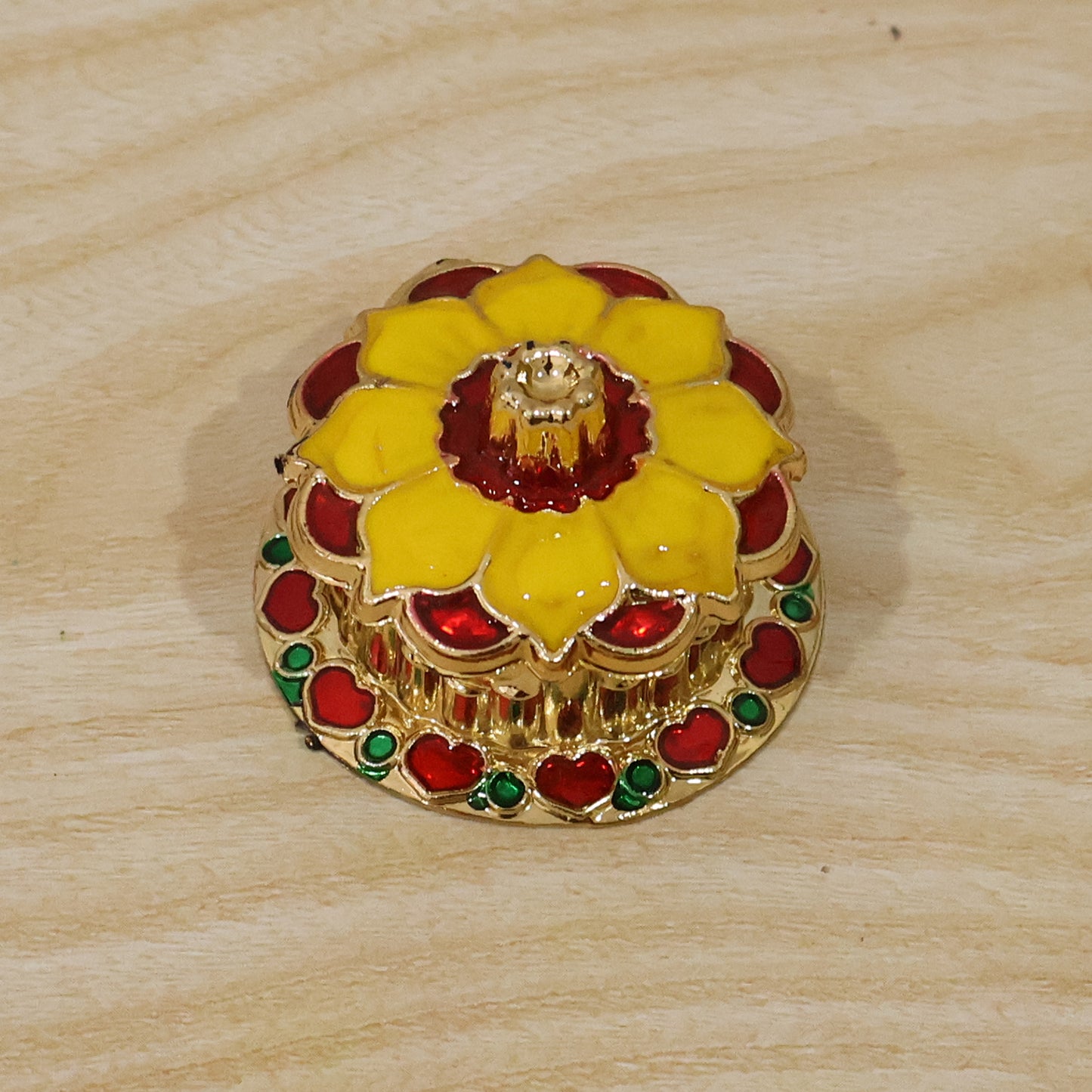 Decorative Golden Kumkum Box Kankavati Traditional Sindoor Holder for Pooja, Temple, Worship and Home Decoration (1 Pc)