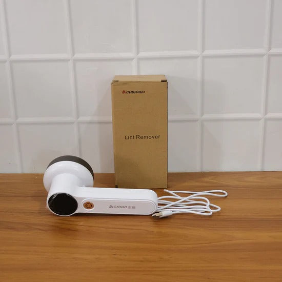 Portable USB Lint Remover | Electric Fabric Defuzzer for Clothes, Sweaters and Furniture