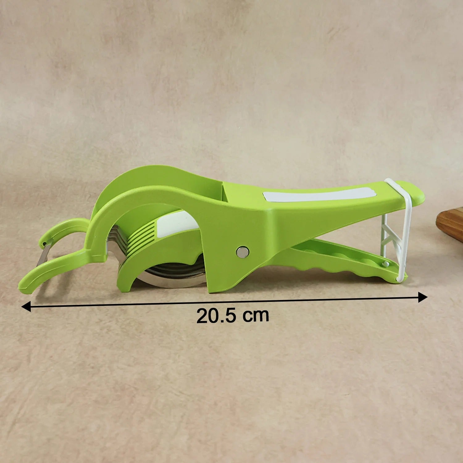 Vegetable Cutter With Peeler
