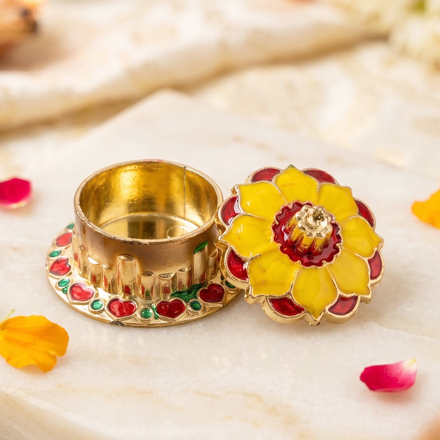 Decorative Golden Kumkum Box Kankavati Traditional Sindoor Holder for Pooja, Temple, Worship and Home Decoration (1 Pc)