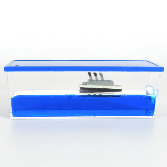 Floating Cruise Ship Liquid Motion Desk Ornament Unsinkable Water Ship Iceberg Paperweight Acrylic Car Dashboard Decoration Stress Relief Showpiece and Gift