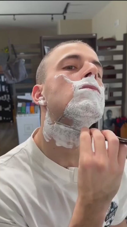 Mini Electric Shaver – Grooming Tool