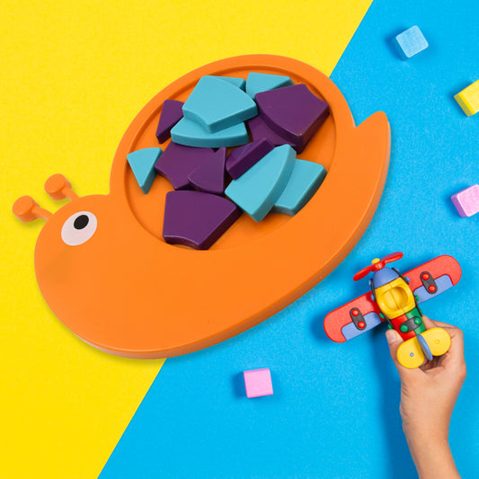Snail Puzzle Toy 16 Piece STEM Educational Building Blocks Brain Game for Kids Age 3 Plus Travel Puzzle (Random Color)