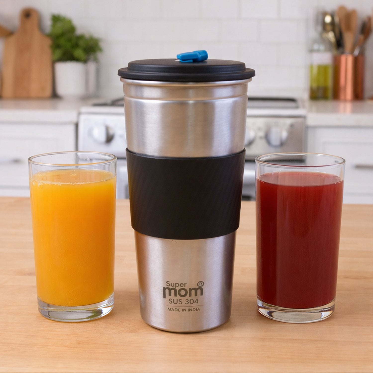 Supermom Stainless Steel Sip Mate Travel Tumbler with Leak-Resistant Lid &amp; Heat-Insulated Grip for Hot and Cold Beverages (500 ml)