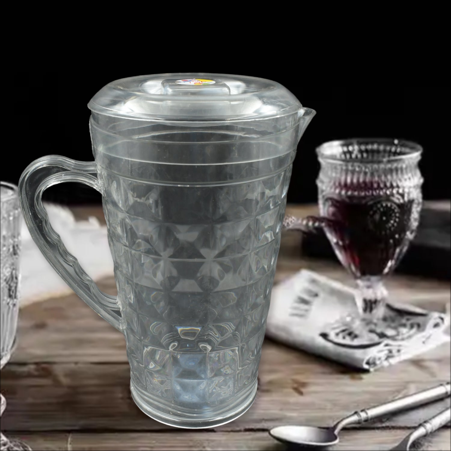 Mocktail PET Plastic Jug with Lid Transparent Diamond Cut Beverage Pitcher Reusable BPA Free Water Jug for Home and Restaurants