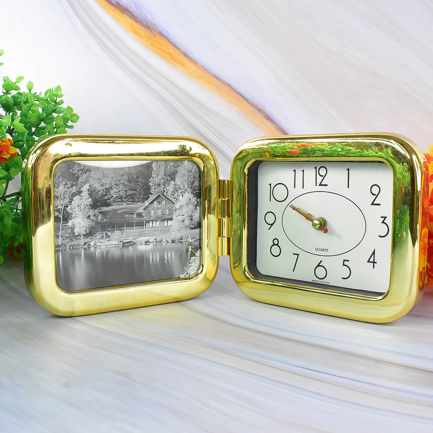 Portable Foldable Desk Clock Battery Operated Quartz Table Clock Compact Travel Clock for Home, Office, Study Desk and Bedroom (1 Pc)