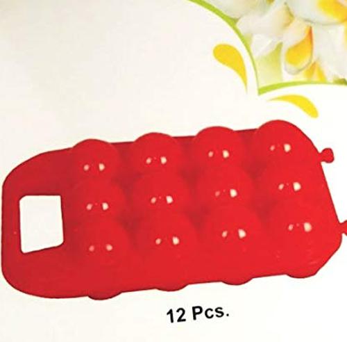 Plastic Egg Carry Tray Holder with Lid Portable Egg Storage Box Refrigerator Egg Carrier Organizer with Handle (1 Pc)
