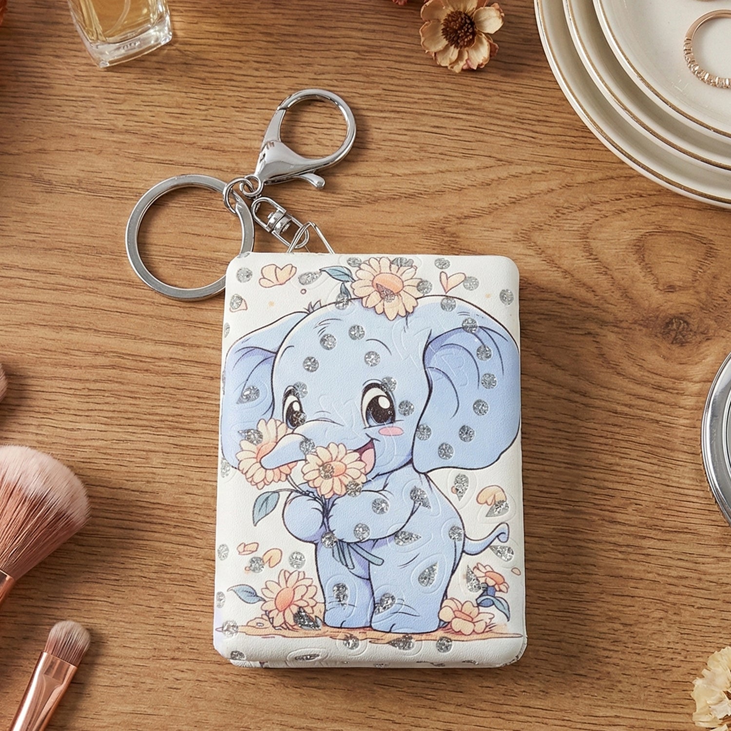 Foldable Mirror Keychain – Cute Elephant Compact Portable Handheld Mirror (1 Pc)