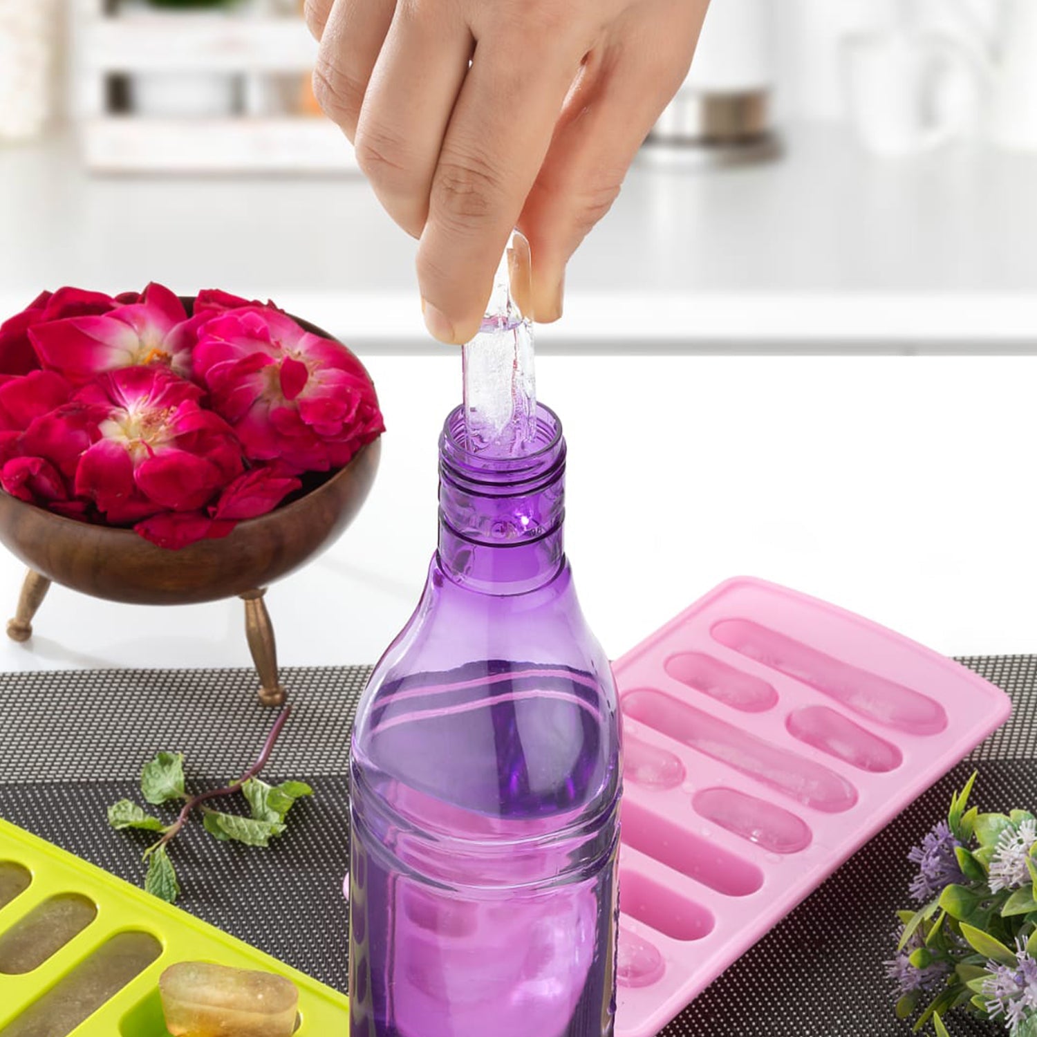 4 Piece Fancy Ice Cube Tray Set for Freezer, Reusable Plastic Ice Cube Molds for Cold Drinks, Juice and Everyday Kitchen Use